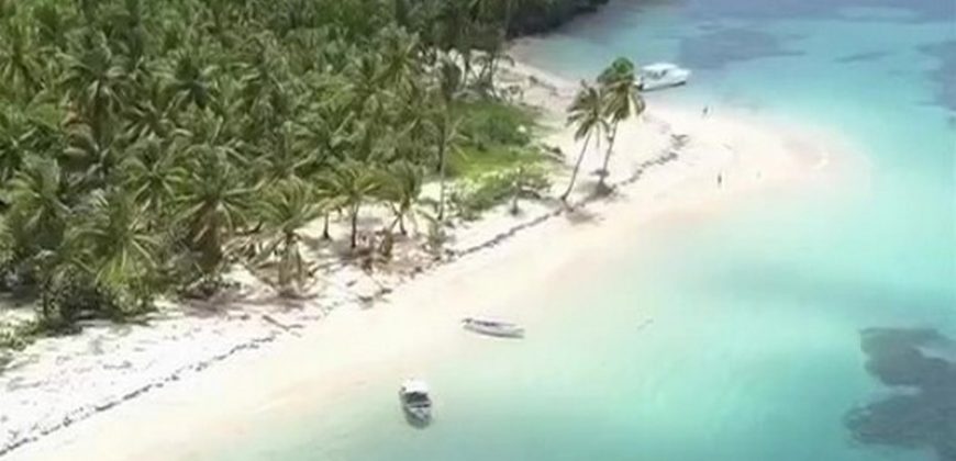 Terreno con playa en venta en Samaná República Dominicana
