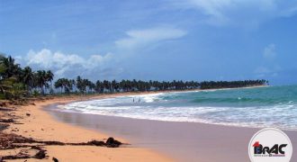 Hermosa Playa en Venta La Vacama