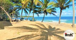 Hermosa Playa en Venta La Vacama