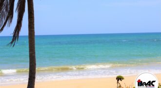 Terreno con Playa La Vacama