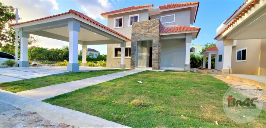 Se Vende Villa de 2 Niveles Residencial Quinto (5to) Centenario