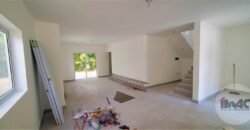 Se Vende Villa de 2 Niveles Residencial Quinto (5to) Centenario