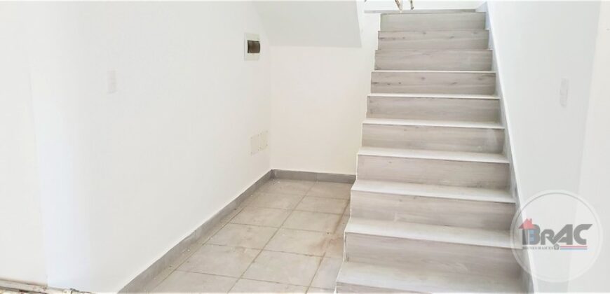 Se Vende Villa de 2 Niveles Residencial Quinto (5to) Centenario