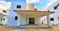 Se Vende Villa de 2 Niveles Residencial Quinto (5to) Centenario